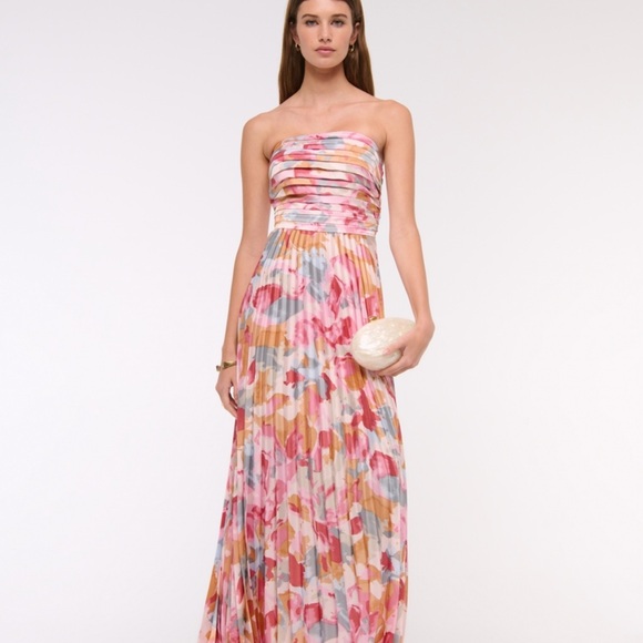 Abercrombie & Fitch Dresses & Skirts - Abercrombie & Fitch Strapless Pink Floral Dress